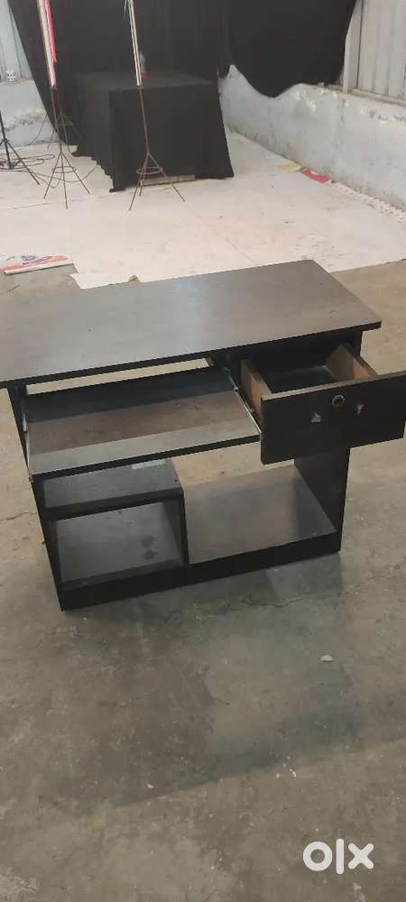 Computer Table