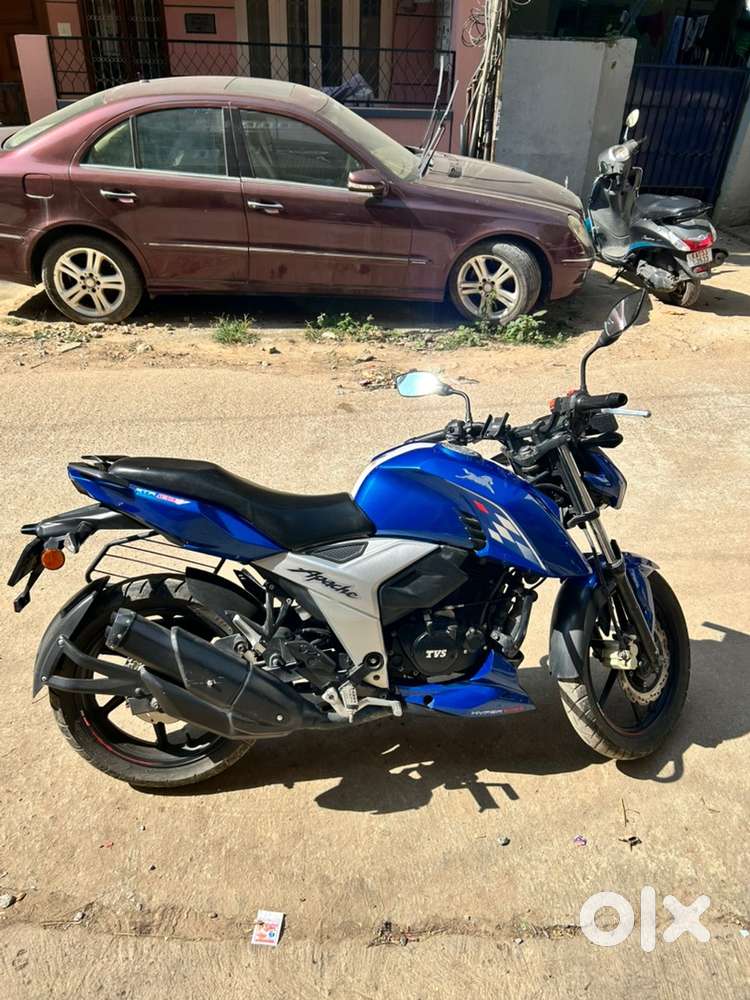 TVS Apache RTR 160 4V