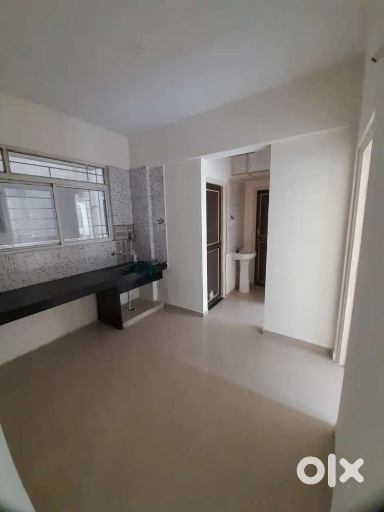 Pisoli 1bhk 527 carpet 31.50lac