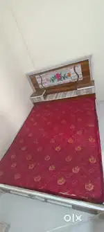 Urgently Sell my Bed and Wardrobe