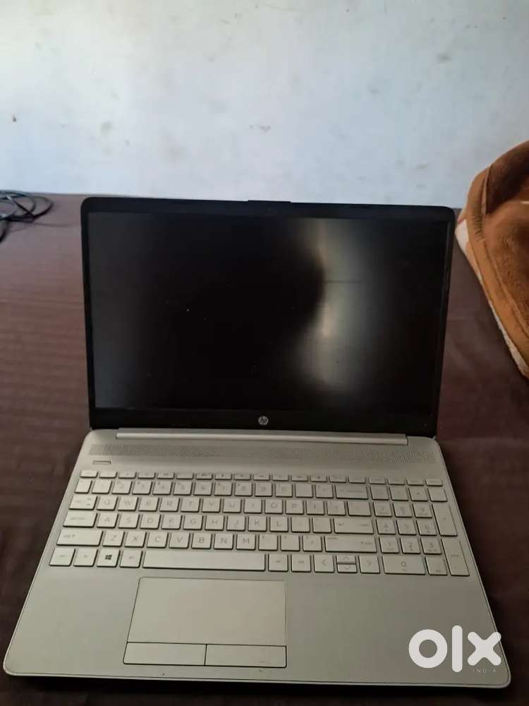 HP 14s Ryzen 3 Quad core