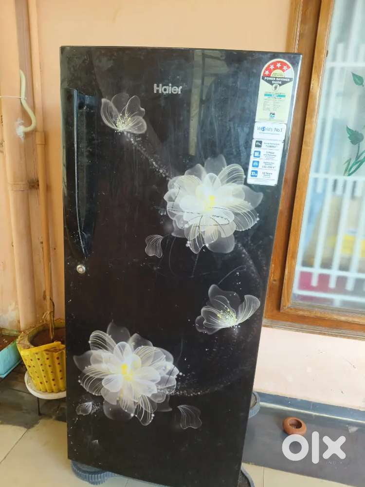 HAIER REFRIGERATOR