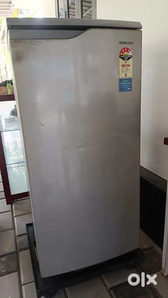 Samsung single door fridge+stand+ stabilizer