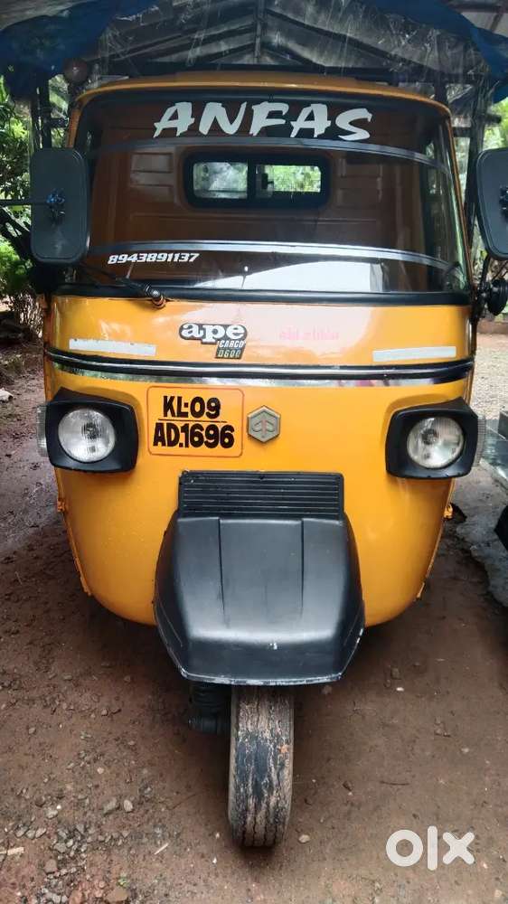 Good condition ape Cargo 0600