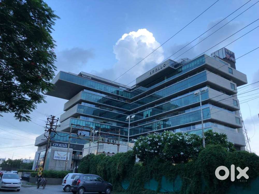 Showroom for Sale – Vijay Nagar, AB Road