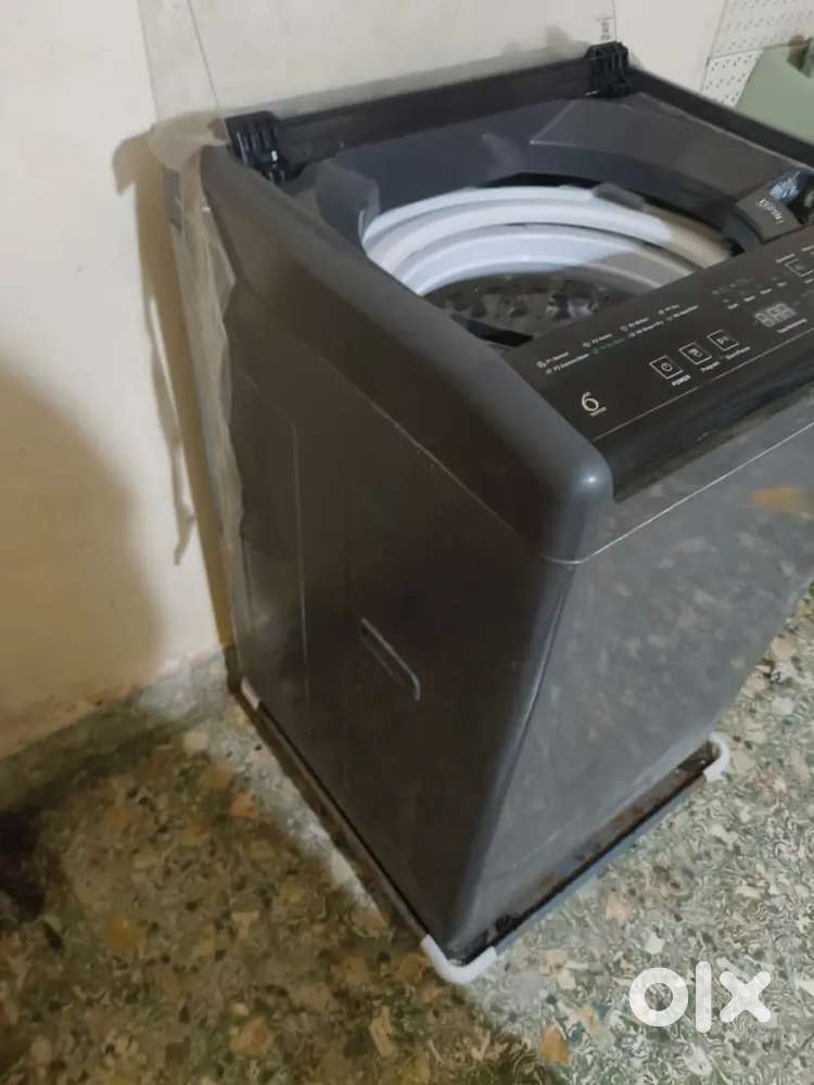 Whirlpool fully automatic top load one year old washing machine