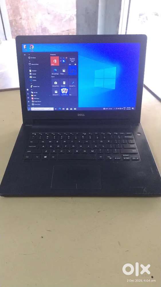 Dell i3  laptop 13 inch display