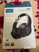 Headphones,Soundcore by anker q20i
