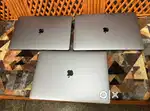 MacBook pro core i9, 16gb ram, 512gb ssd, 4gb graphics