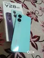 8 Ram 128 memory phone bus ek hi sal Chala hua Hai