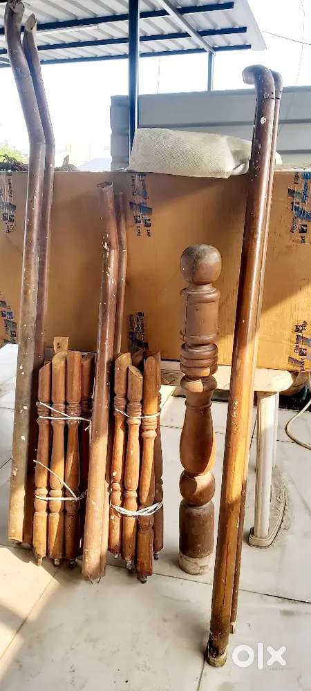 Solid Sagwan (सागवावन) की सीढी के लिये रेंलिग