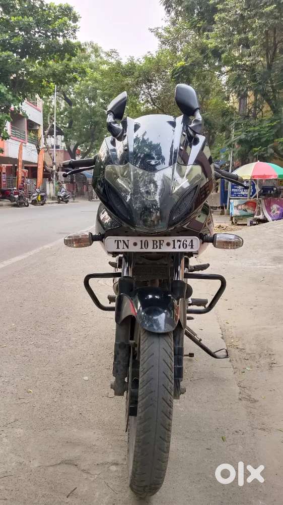 Pulsar 220 single owner