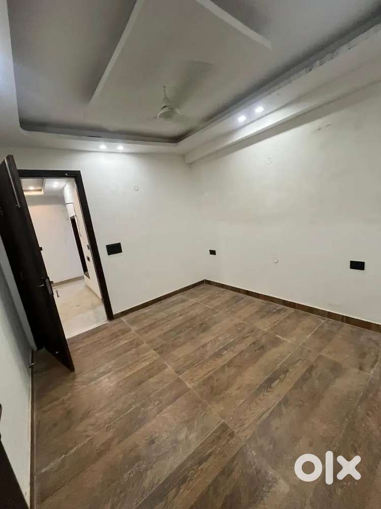 2 BHK gated society flat for rent