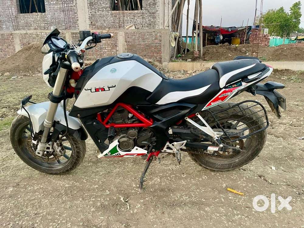 Benelli tnt25 premium 2017 model will maintain.