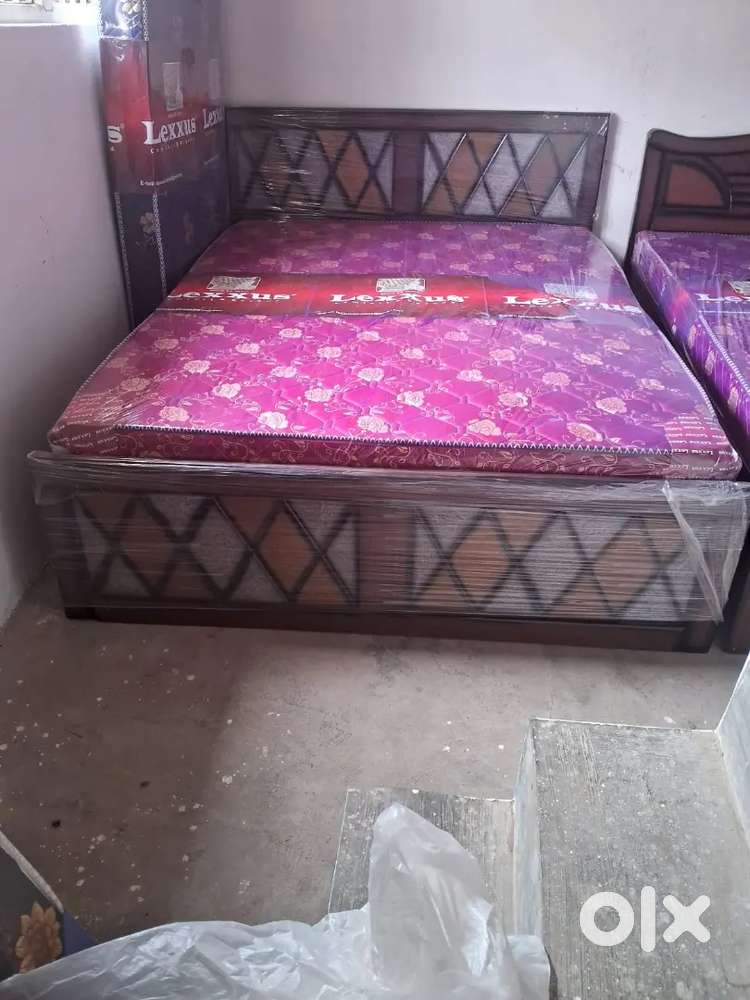 Brand new queen size bed with mattress in wholesale price cod availabl