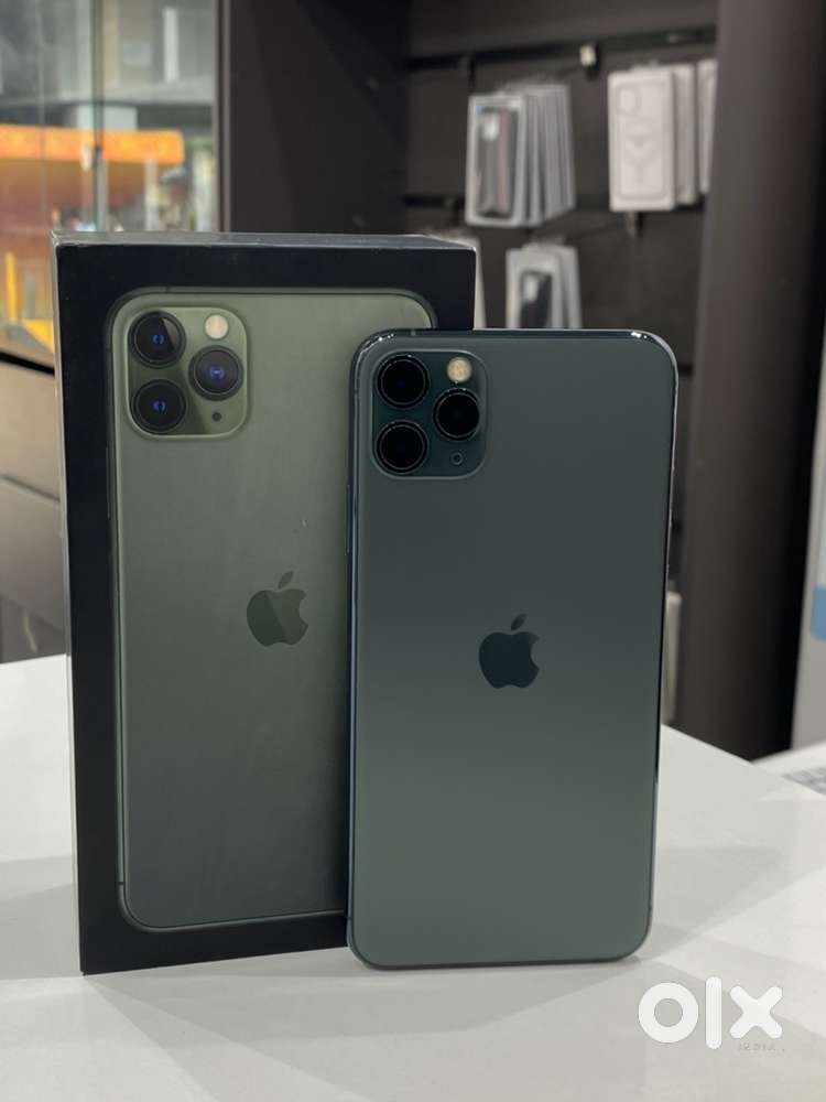 Iphone 11pro max 256gb midnight green with bill 3months warranty