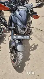 BAJAJ NS 200 LESS USED