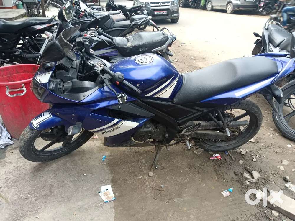 R15 blue colour