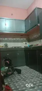 Ghar bechna hai