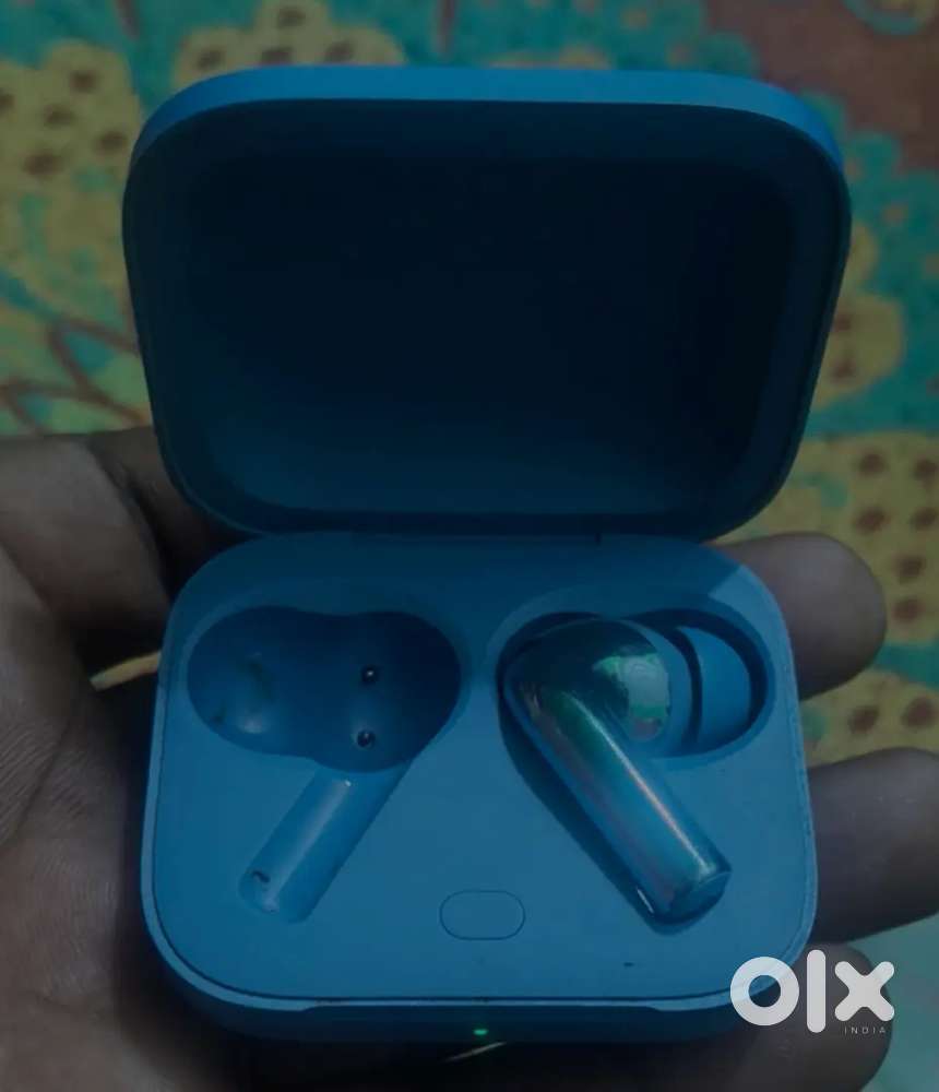OnePlus buds 3
