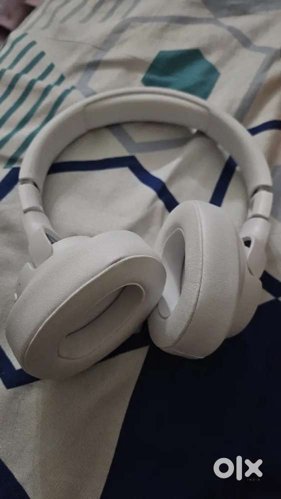Over ear headphones