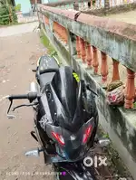 Pulsar 220f