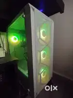 Gaming Pc With Monitor in Warenty