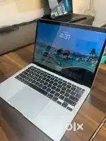 MacBook M1 2020