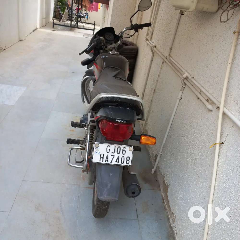 HF DELYX BIKE NUMBER GJ06 HA 7408