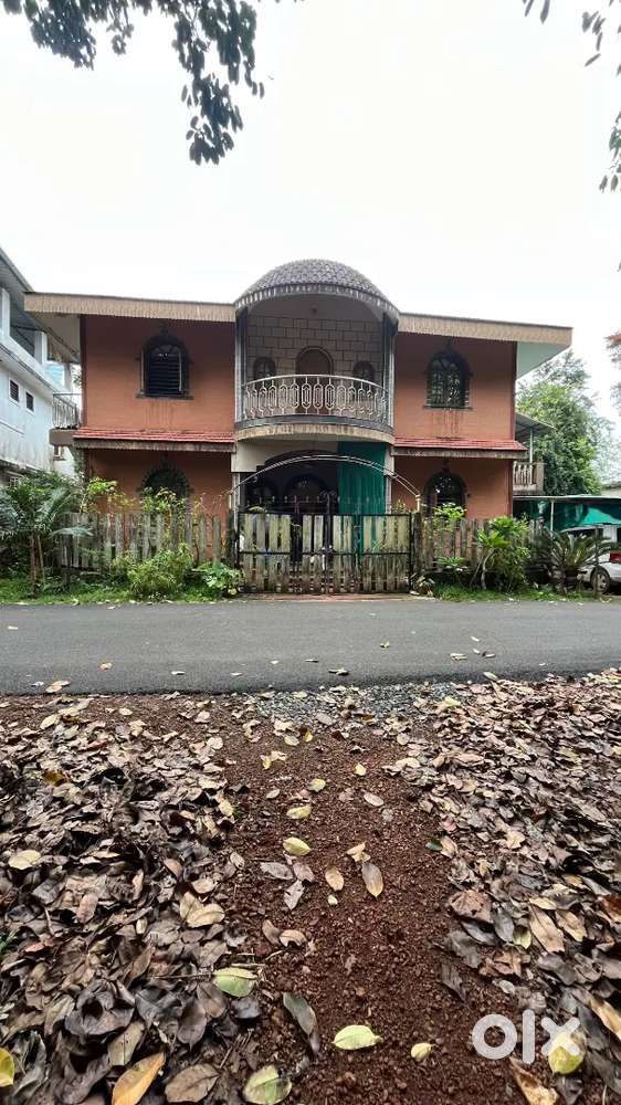 2 BHK apartment for rent in Kundaim with covered bike parking