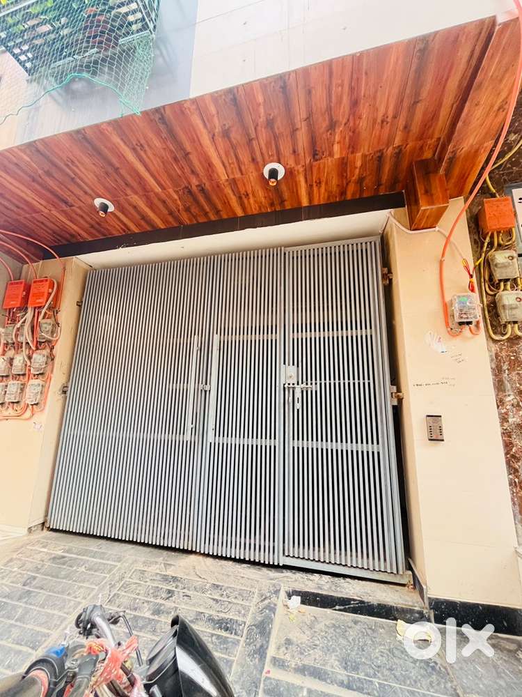 Tow side open 1bhk (dwarka mod )