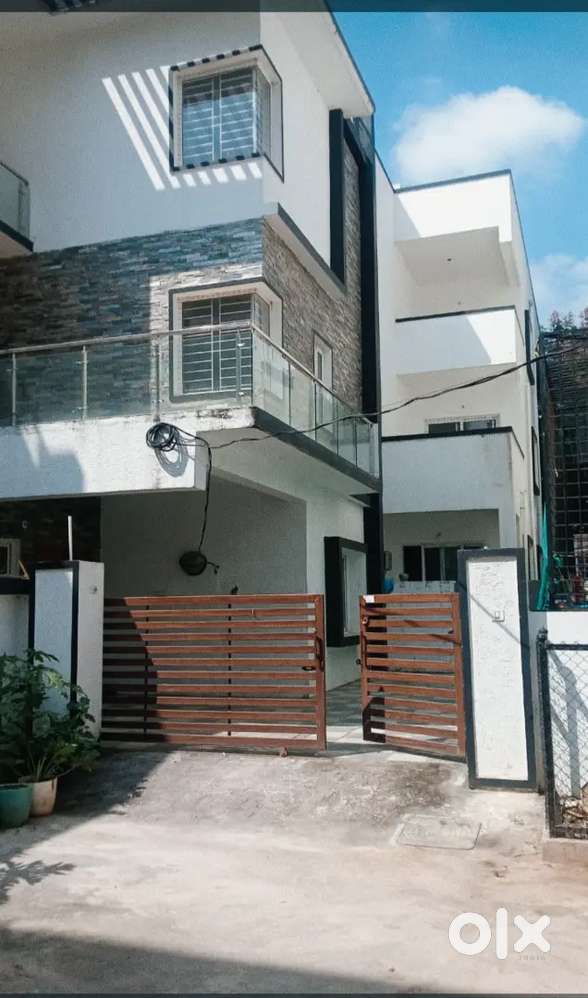 Independent Villa In Silpa Gardens at kondapur