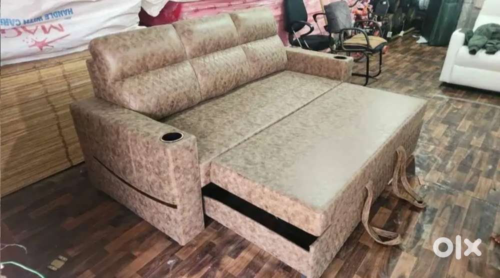 3 setter sofa cumbed only available in Starf furniture