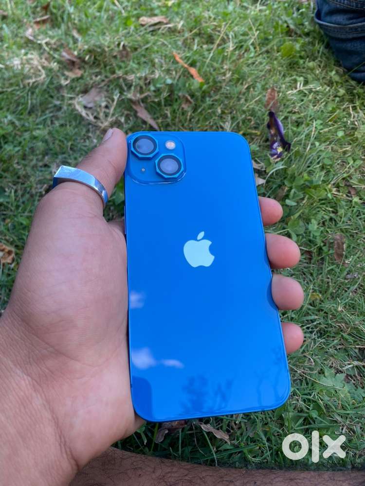 I phone 13 water sealed storage 128 battery 84% condction 100%