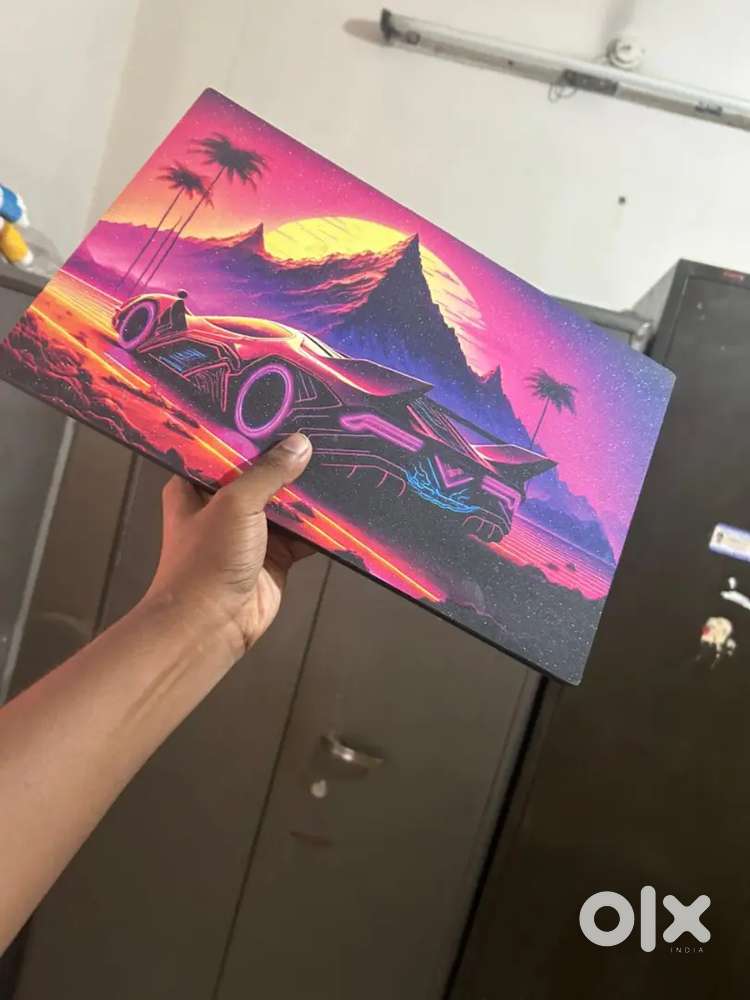 Asus Vivobook 
Intel core Hd graphics card 128
I3
12th gen