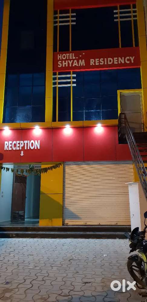 URGENT REQUIREMENT FOR HOTEL