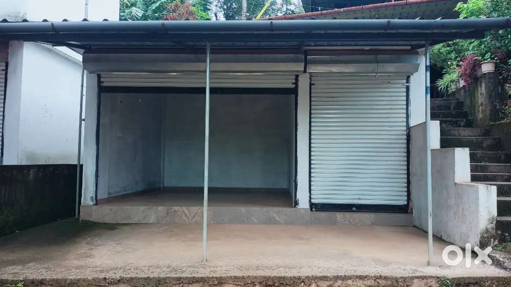 2 Shop rooms for rent