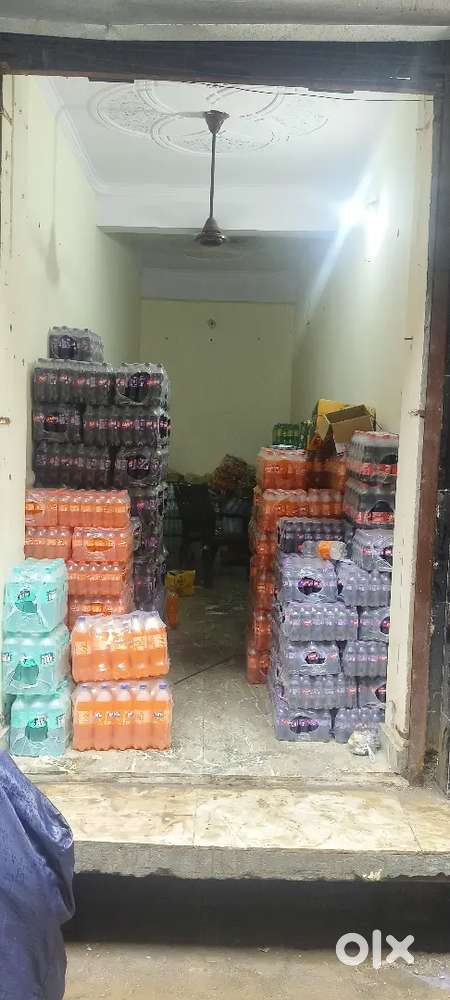 Shop sall karni h gutampuri gali no 17