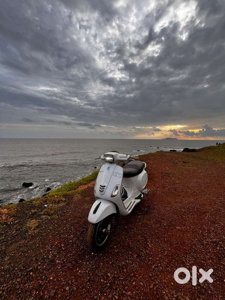 Vespa sxl 125