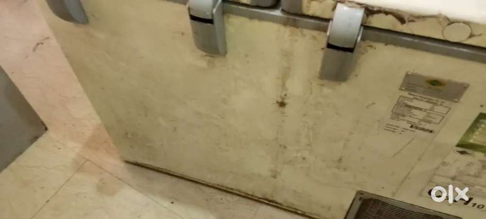 DOUBLE DOOR FRIDGE