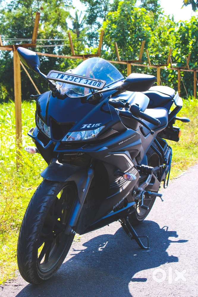 Yamaha R15 V3 Black – New Tyre, Accessories Added, 30,000 km