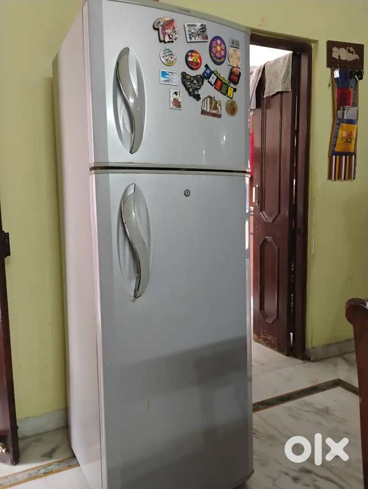 Refrigerator for sale 320 Ltr