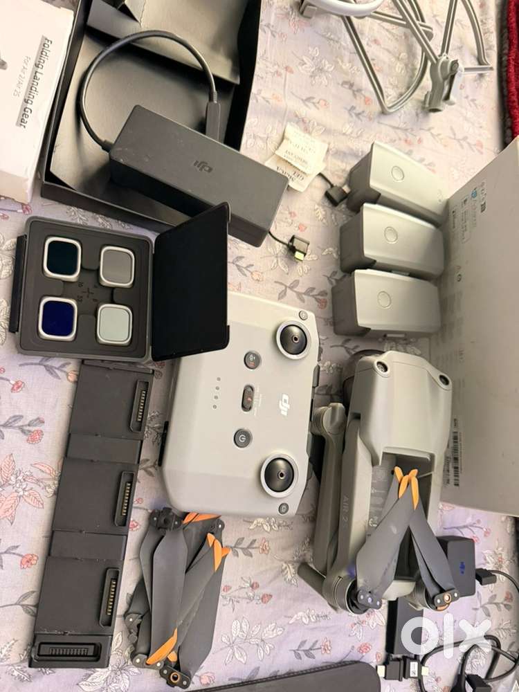 DJI air 2s ( fly more combo )