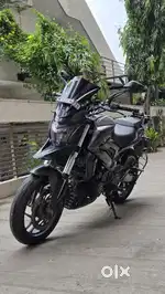 Bajaj Dominar 400 ABS (2019)