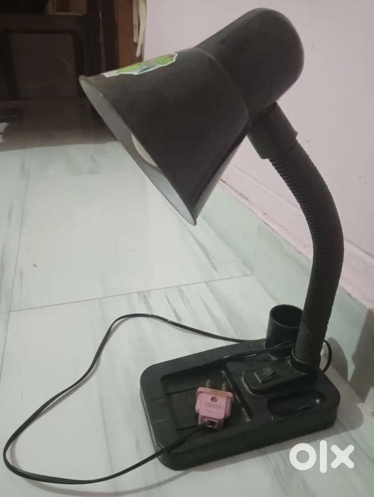 Table study lamp