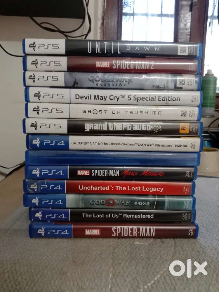 PS5, PS4 Games and PS5 disc drive with one PS5 controller available