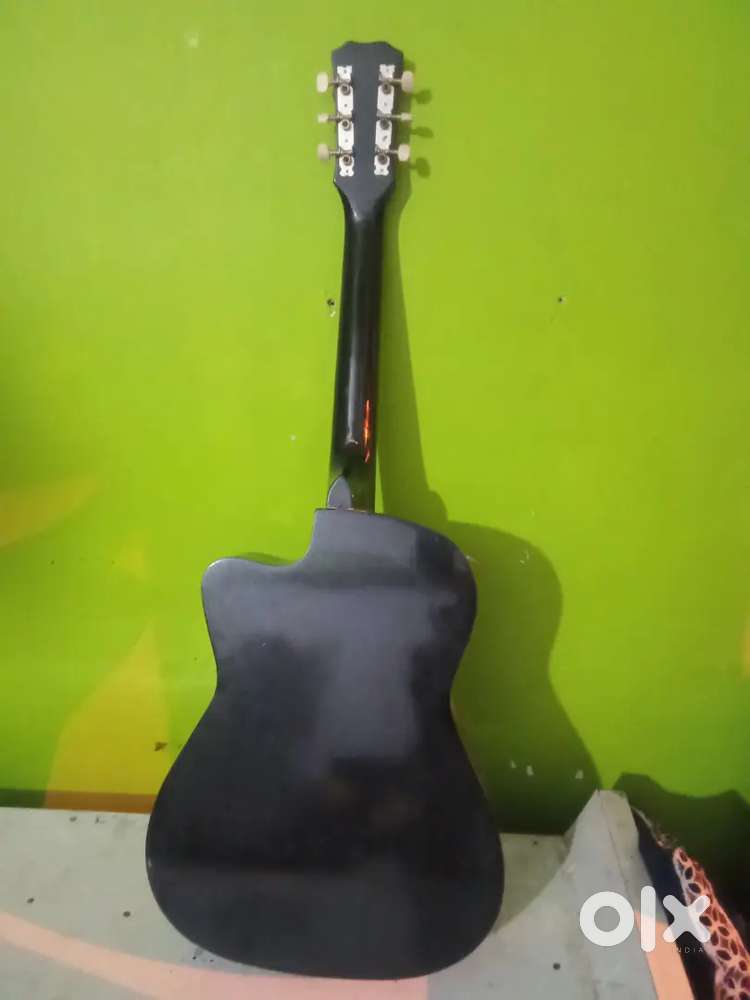 Musical instrument guitar
