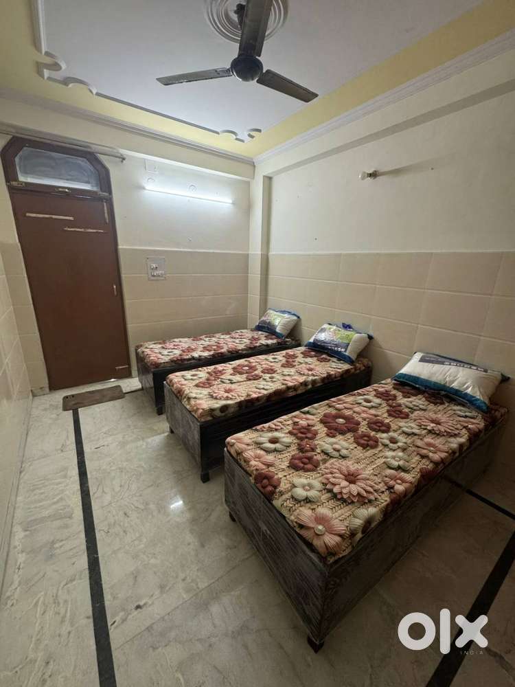 Safe & Fully Furnished Girls PG in Shaheen Bagh