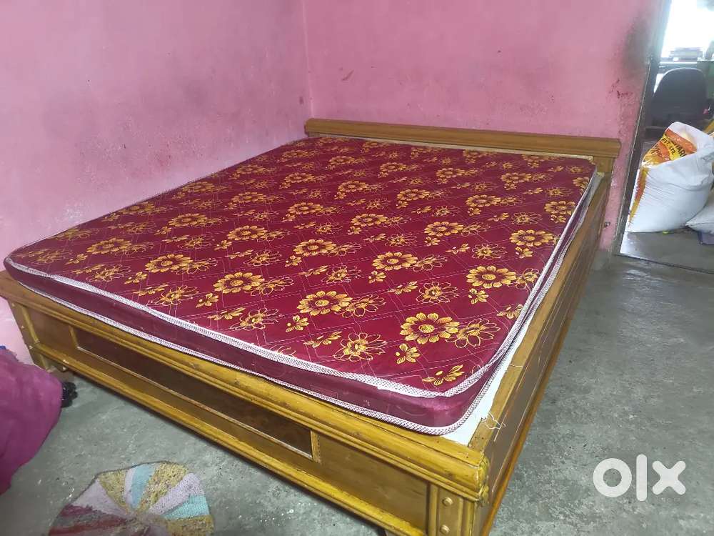 Sagwan wooden  diwan bed
