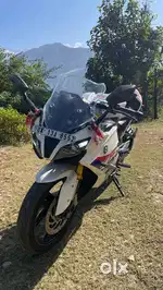 BMW G310 RR